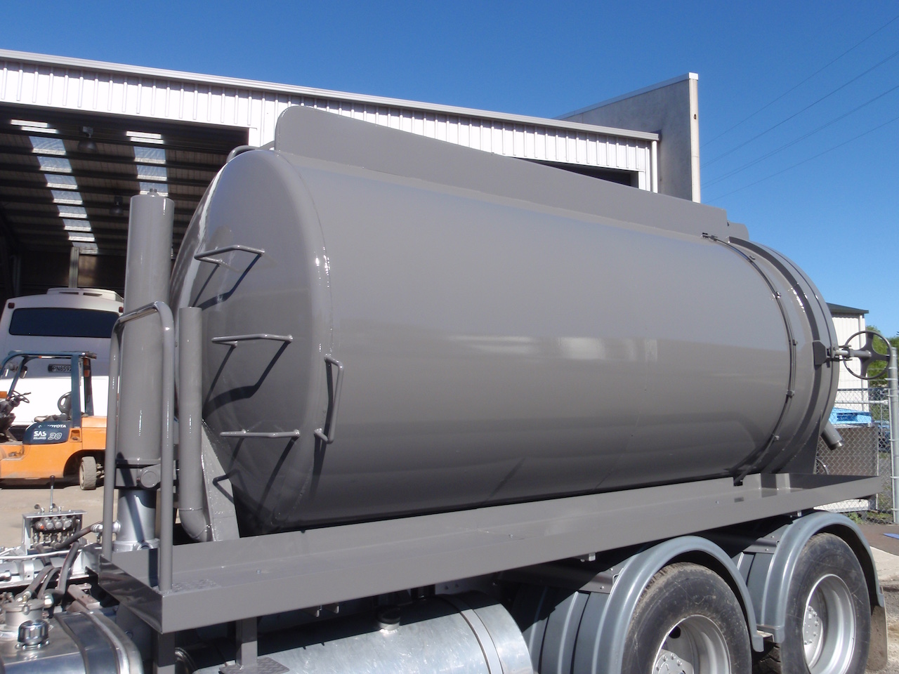 Vacuum Tank 3